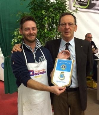 Lions Club a tavola per raccogliere fondi per aiutare il duomo 