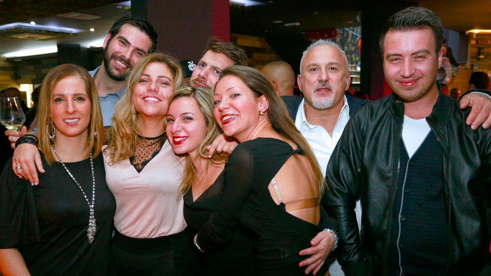Al “Wood” di Modena il divertimento è anche una cena in musica 