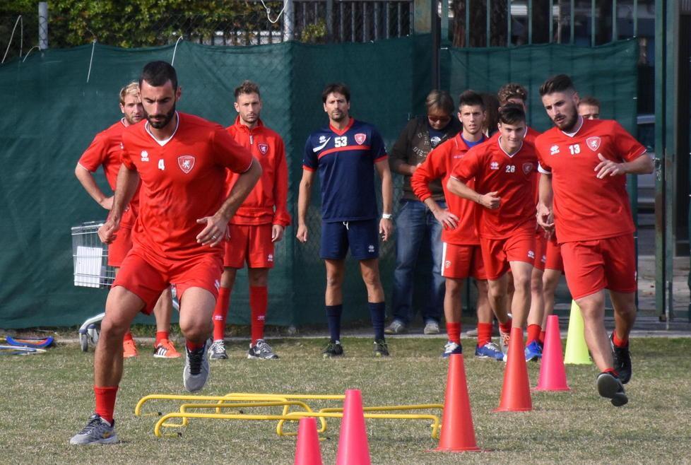 Mercato biancorosso chiuso Nessun giocatore in prova