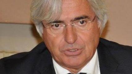 Buratti contro il Comune unico in Versilia