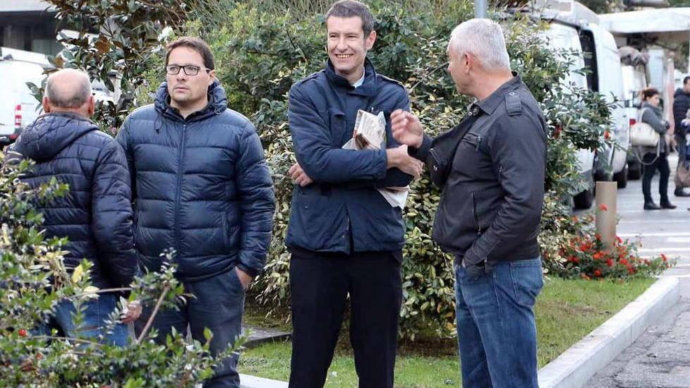«Sindaco, ma l’estate facci aprire prima»