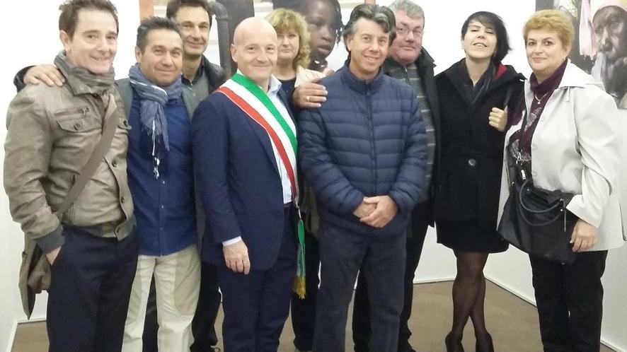 Dopo 40 anni si ritrovano in Africa