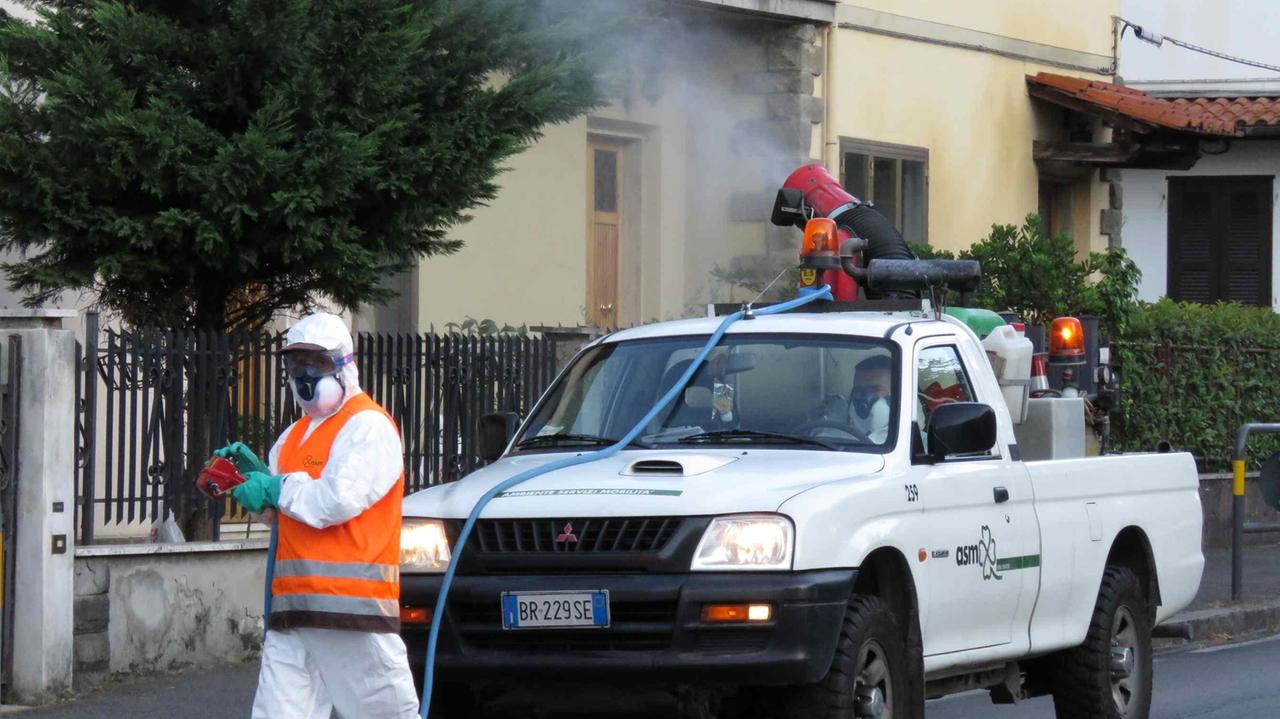 La disinfestazione di luglio nella zona di viale Borgovalsugana