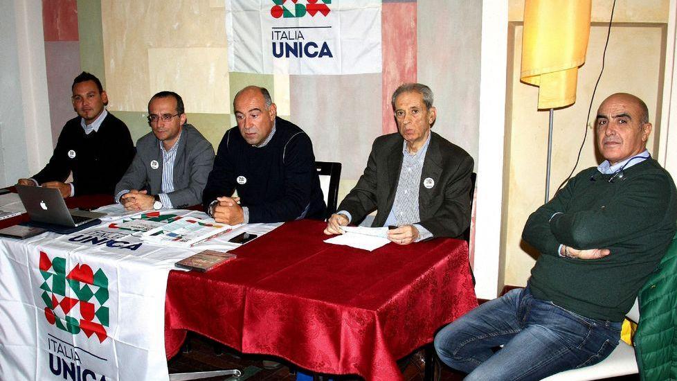 Ecco Italia Unica: «Alternativi a Renzi e aperti alla gente»