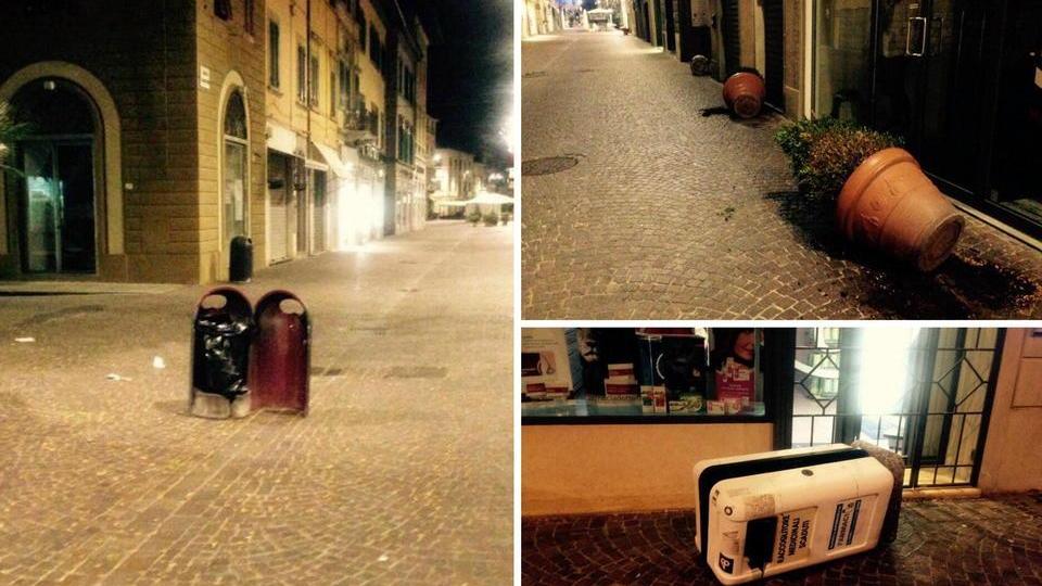 Arrestati dopo un raid contro panchine e fioriere