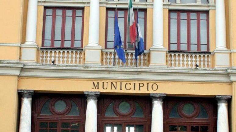 Sì al nuovo orario degli uffici comunali