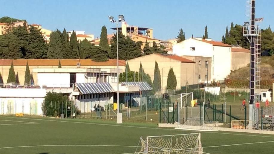 «Lo stadio comunale Lupi è in condizioni disastrose»