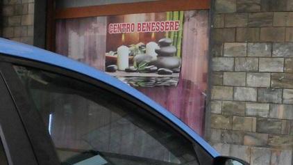 Le notti dei clienti nel centro massaggi cinese