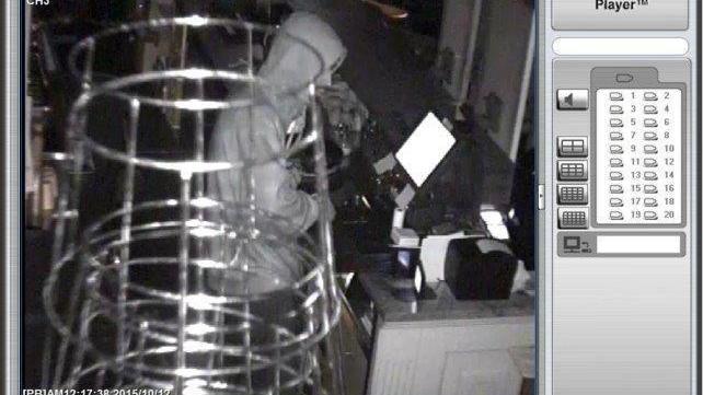 L'uomo arrestato per la prima spaccata al Carolina Cafè
