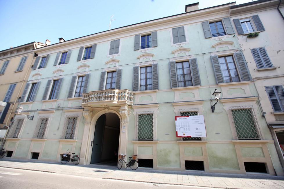 Reggio Emilia, sgravi per chi ristruttura i palazzi della città