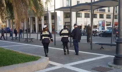Crocierista tedesco si perde in centro lo “salvano” i vigili