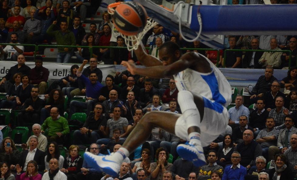 Banco, non bastano 10’ I marziani del Cska dominano 