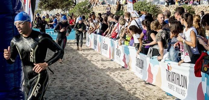 Ottocento uomini di ferro si contendono il Challenge Sardinia 2015 a Pula