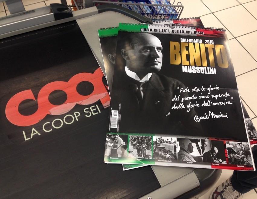 I Soci alla Coop: «Non va bene vendere i calendari del duce» 