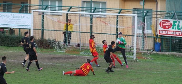 La matricola Tonara dà filo da torcere al forte Calangianus 