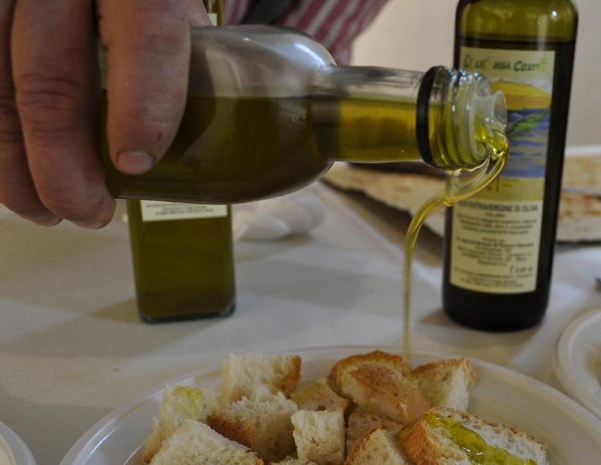 “Cose da oliare” alla cena di venerdì all Cantinetta