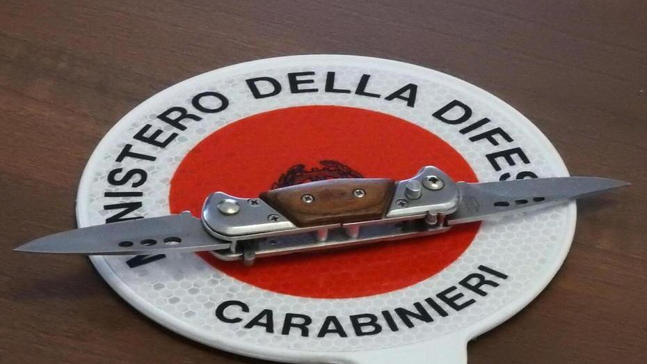 Rimane in carcere l’accoltellatore Ha risposto alle domande del gip