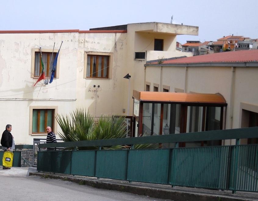 Bilancio, il sindaco Serra fa parziale dietrofront