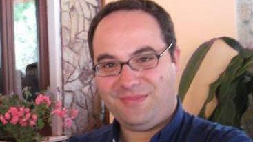 La battaglia delle multe tra il prete e i vigili