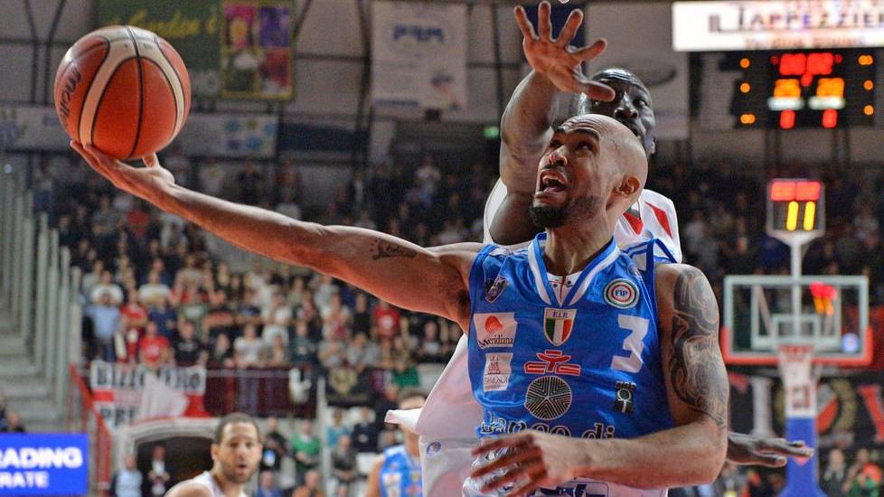 La Dinamo risponde presente Varese alza bandiera bianca