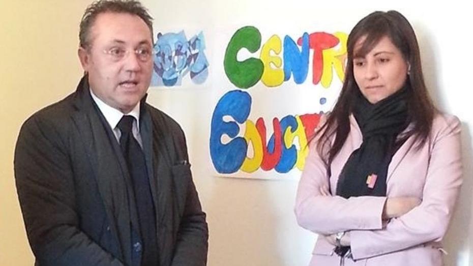 I peruviani incontrano il console