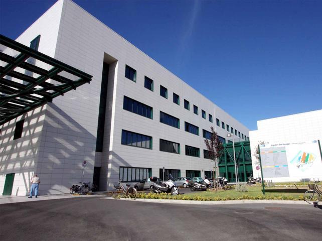 L'esterno dell'ospedale San Giuseppe di Empoli
