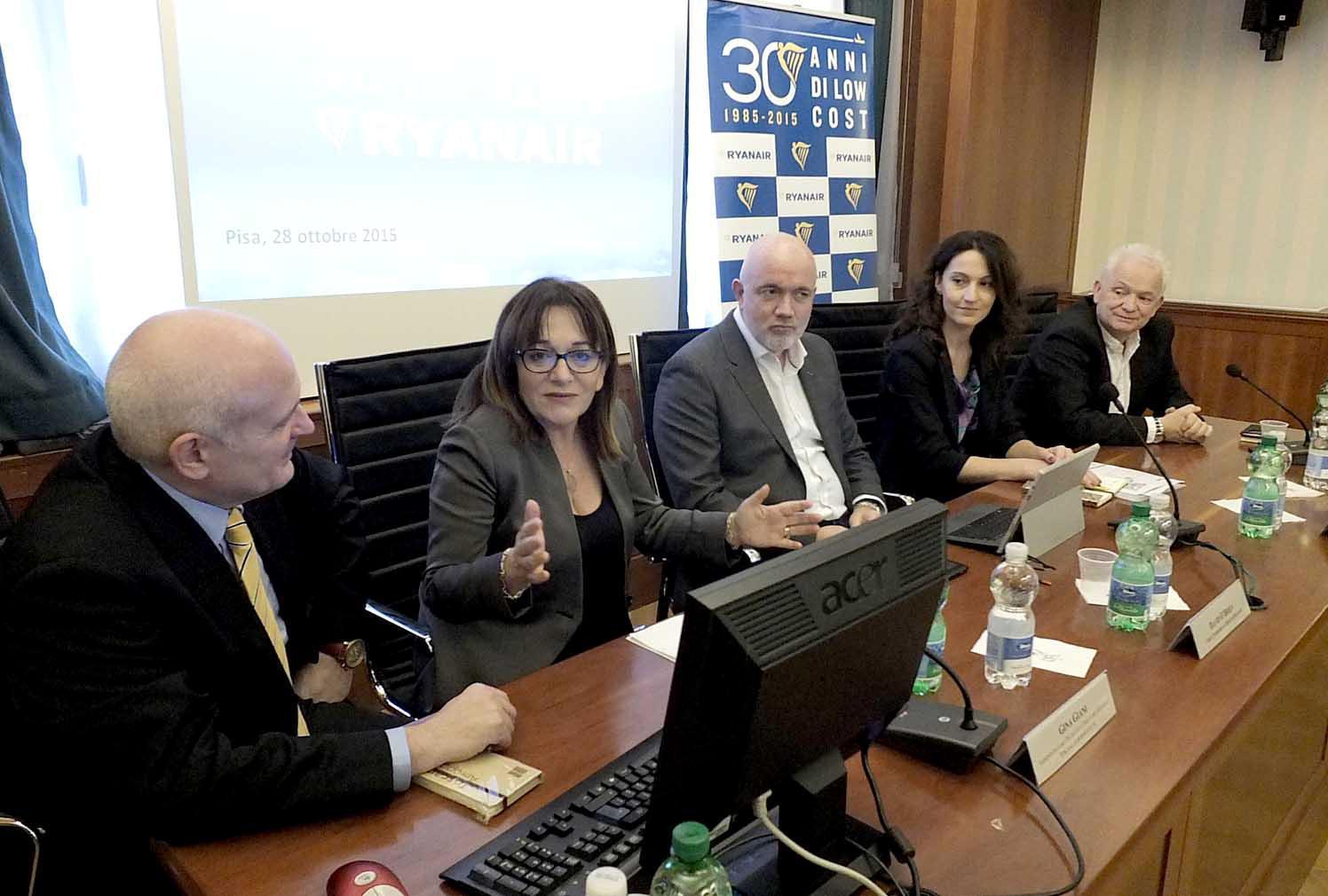 Un momento della presentazione dei nuovi voli