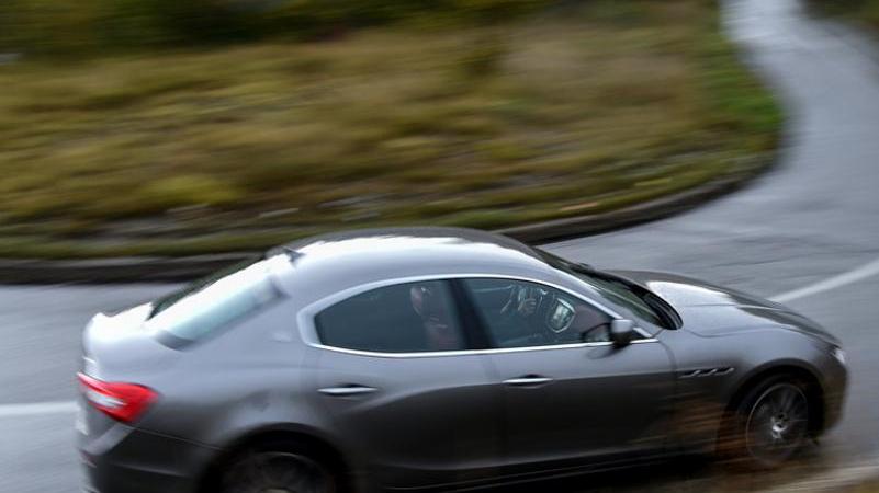 Modena, la Maserati conferma: «Dal 2017 pronto il motore ibrido»