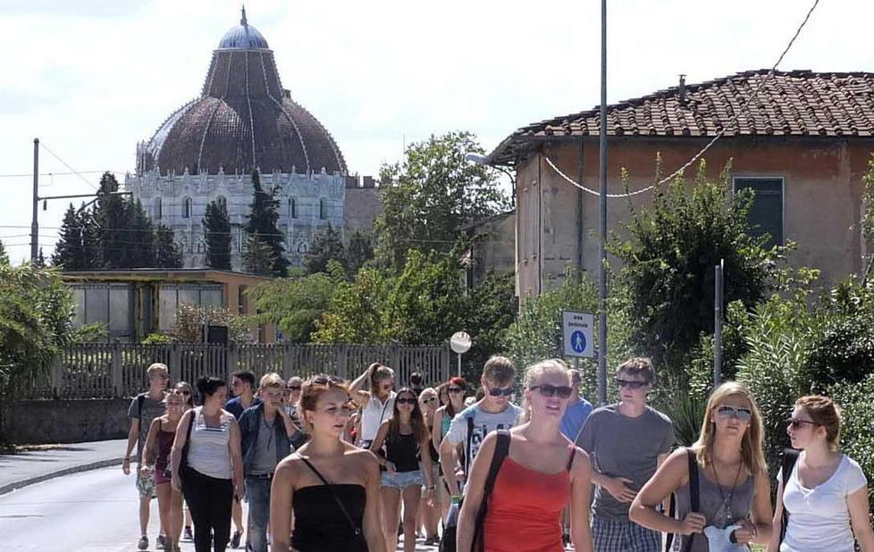 «Benvenuti, ma ora attenti ai borseggiatori» 