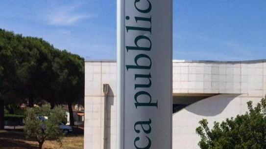 Il Comitato biblioteca raccoglie le firme per la riapertura