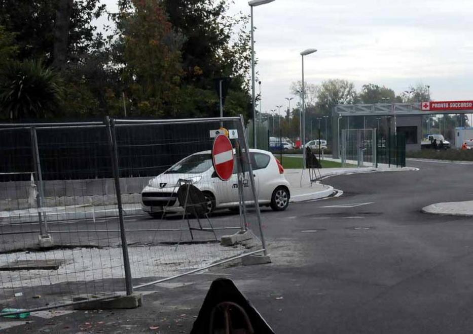 Cantiere “infinito”, protestano i residenti