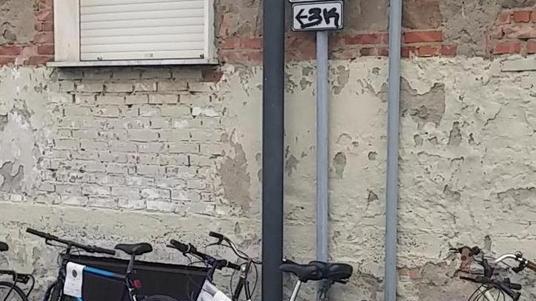 Da gennaio rimosse oltre quattrocento tra bici, moto e auto