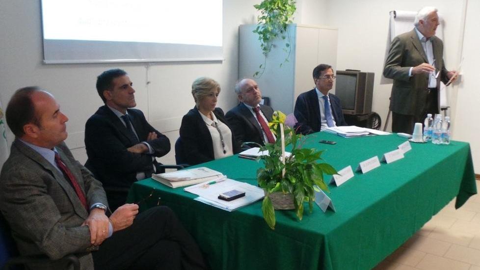 Il primo confronto alla Confesercenti