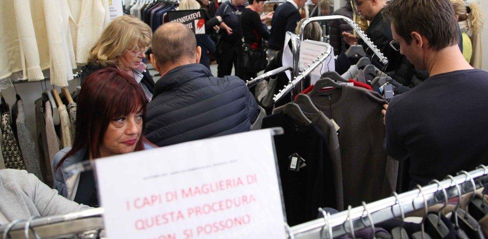 Cashmere sold-out: cinquemila maglioni venduti in 7 giorni 