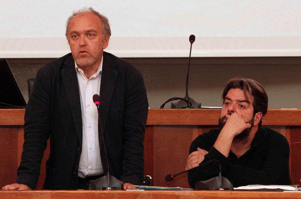 Guerriglia sulla A1. Il sindaco: spallini non si dissociano, niente maxi schermo 
