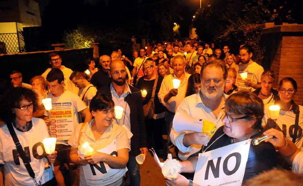 Colpo di scena, la giunta cancellerà il cemento contestato dai comitati