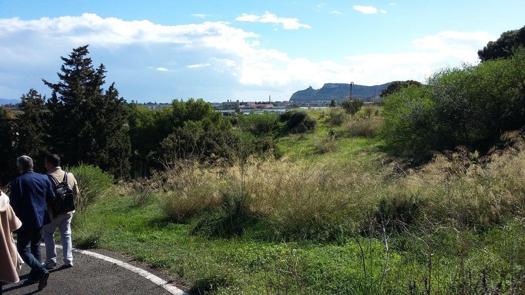 La veduta della Sella del Diavolo dal parco dell'ex aeroporto (foto Mario Rosas)