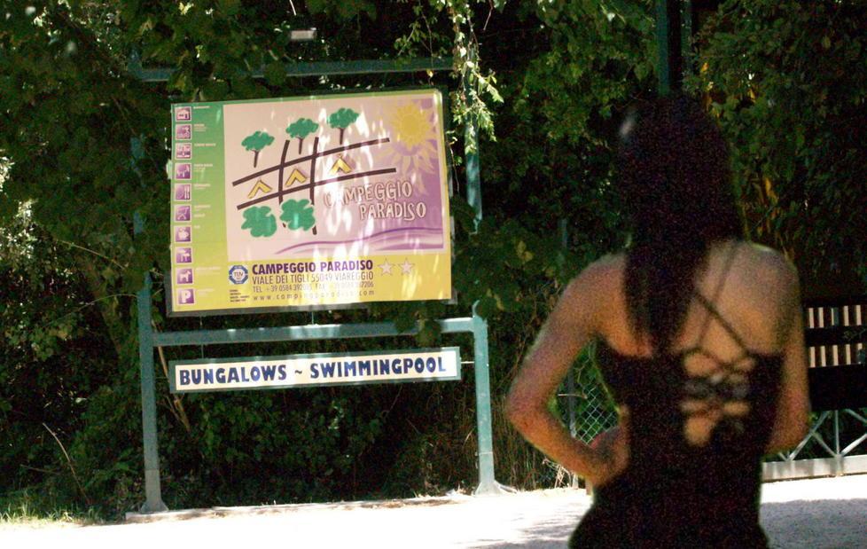 Prostituzione, l’assessore Manzo: in arrivo multe salate per i clienti