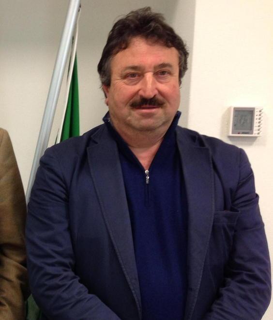 Carrione, tornano le ruspe sulla foce 