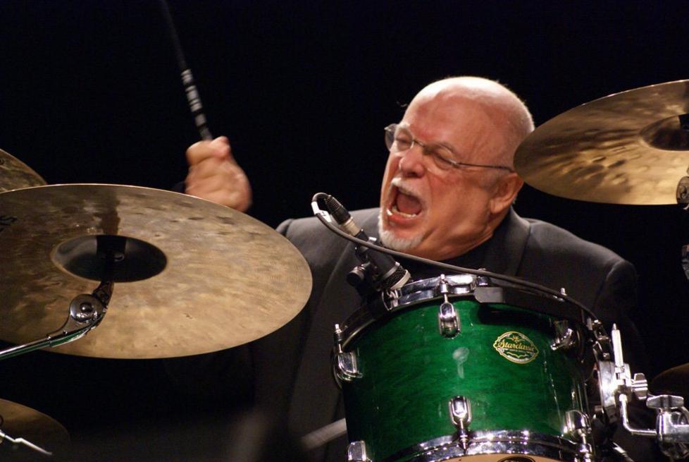 Grande jazz per aiutare Mondo X 