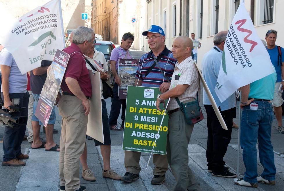 Solidarietà ai lavoratori del geominerario