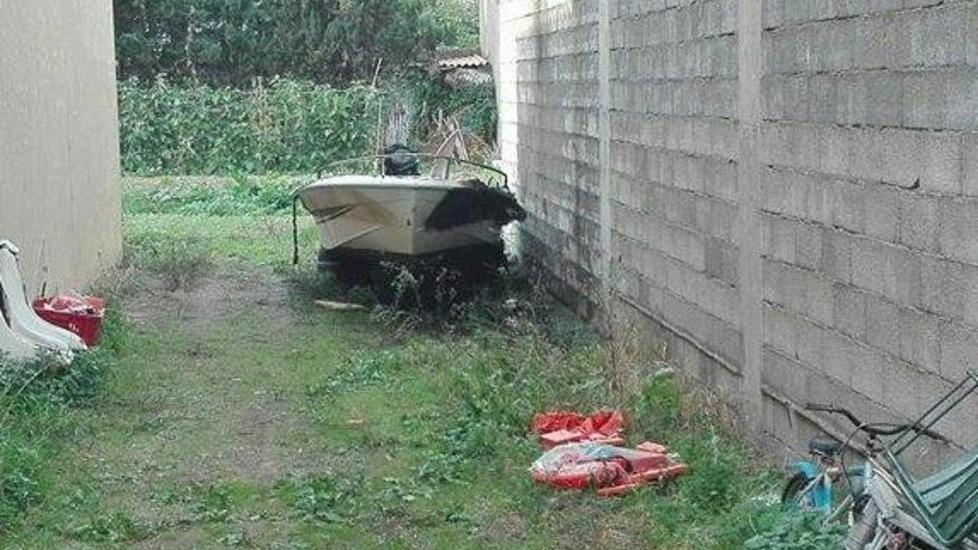 Incendio doloso: nel mirino la barca di due guardiani