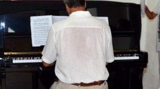 Iscrizione alla scuola di musica corsi di piano, canto e chitarra