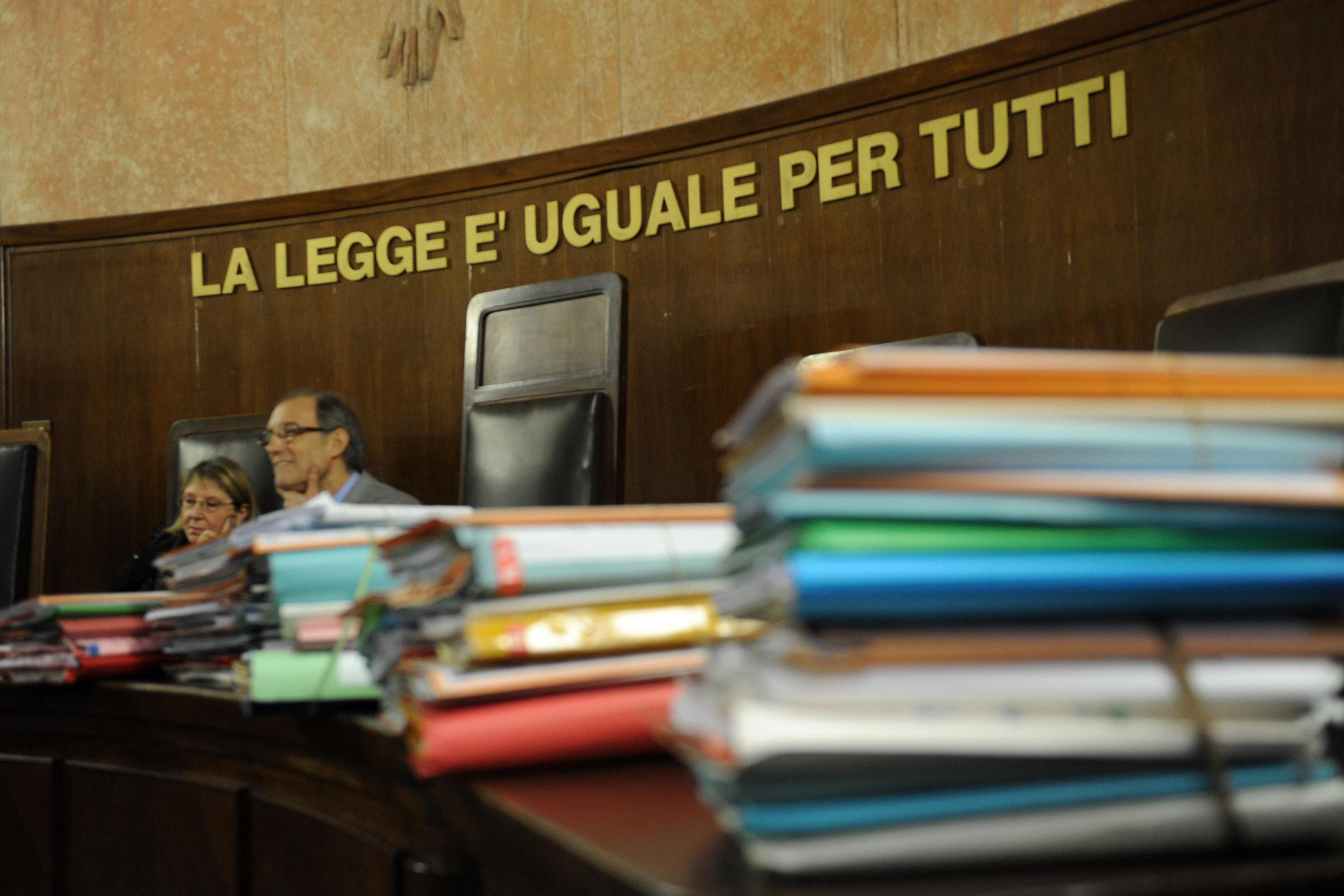 Un'aula di tribunale