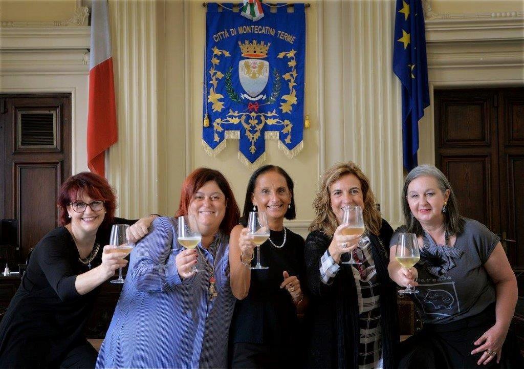 Le socie fondatrici dell'associazione Angeli del Bello di Montecatini