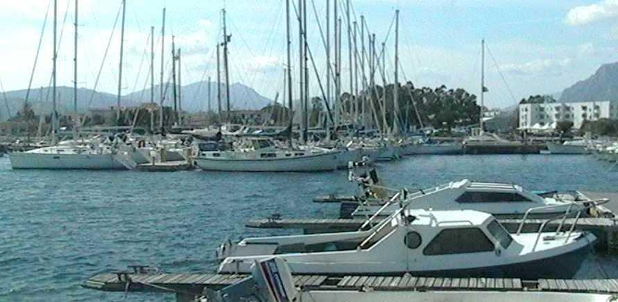 Zona franca, anche Siniscola indica il porto della Caletta 