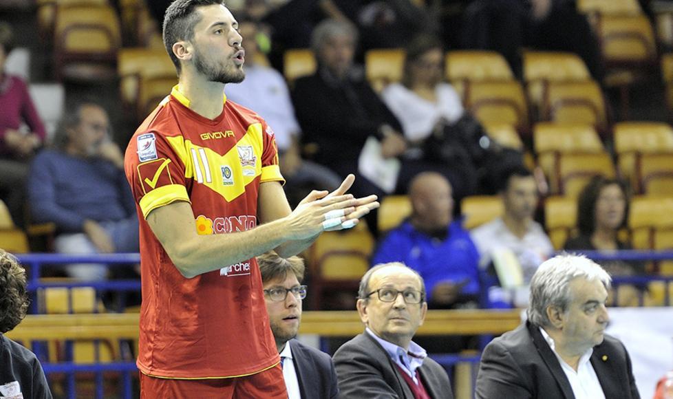 Lo sponsor va in panchina: «Che emozione»