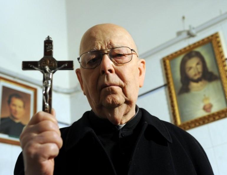 Padre Gabriele Amorth, esorcista modenese