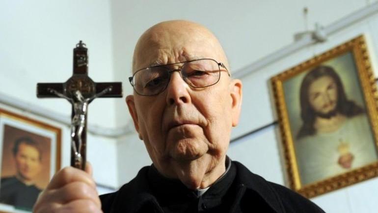 Padre Gabriele Amorth, esorcista modenese
