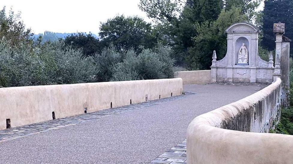 Un mese con i cantieri, così Calci si fa un “vestito” tutto nuovo